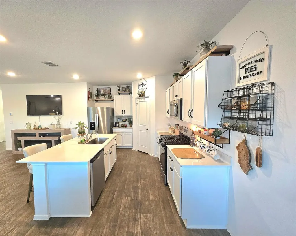 12419 Silversmith Lane Buda TX 78610