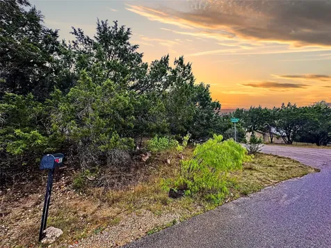 2907 Ticonderoga Cove Lago Vista TX 78645