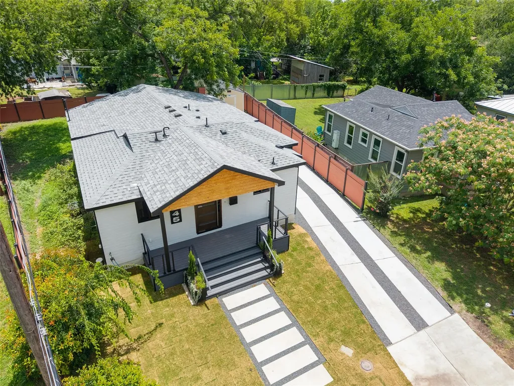 2945 Moss Street Austin TX 78722