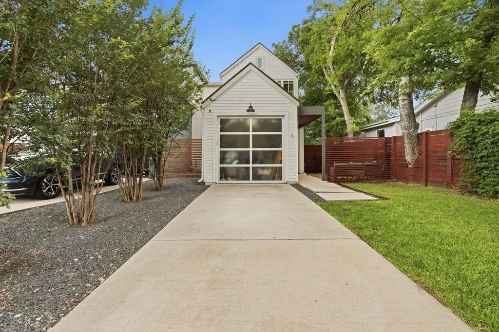 4609 Sara Drive Austin TX 78721