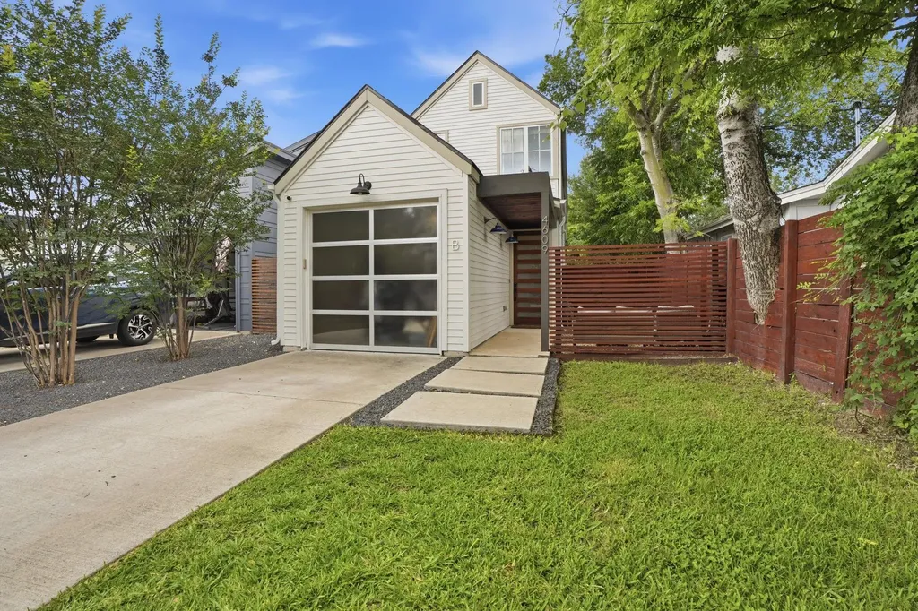 4609 Sara Drive Austin TX 78721