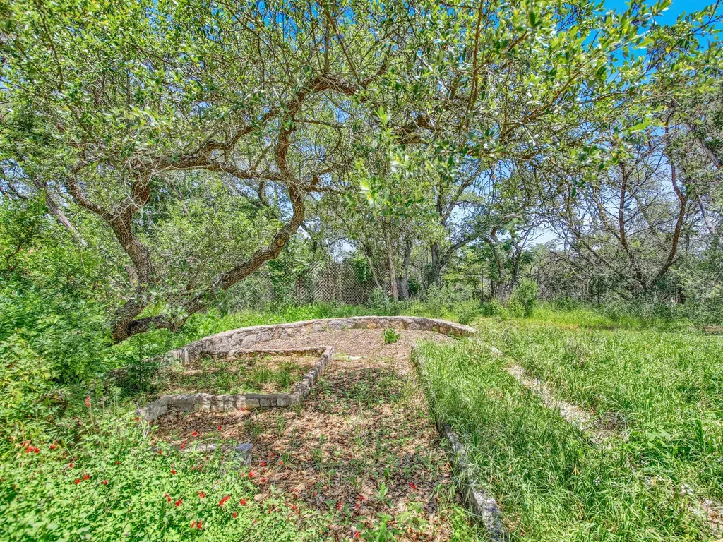 12901 Shoshoni Trail Austin TX 78737