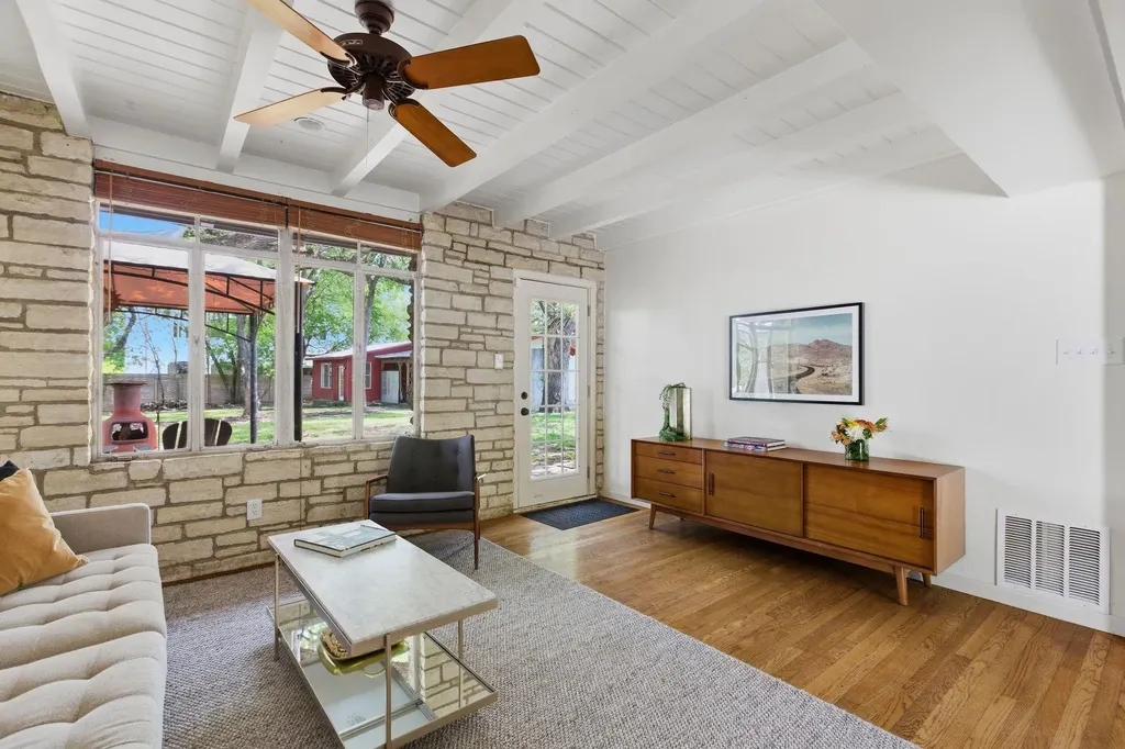 2003 Rabb Road Austin TX 78704
