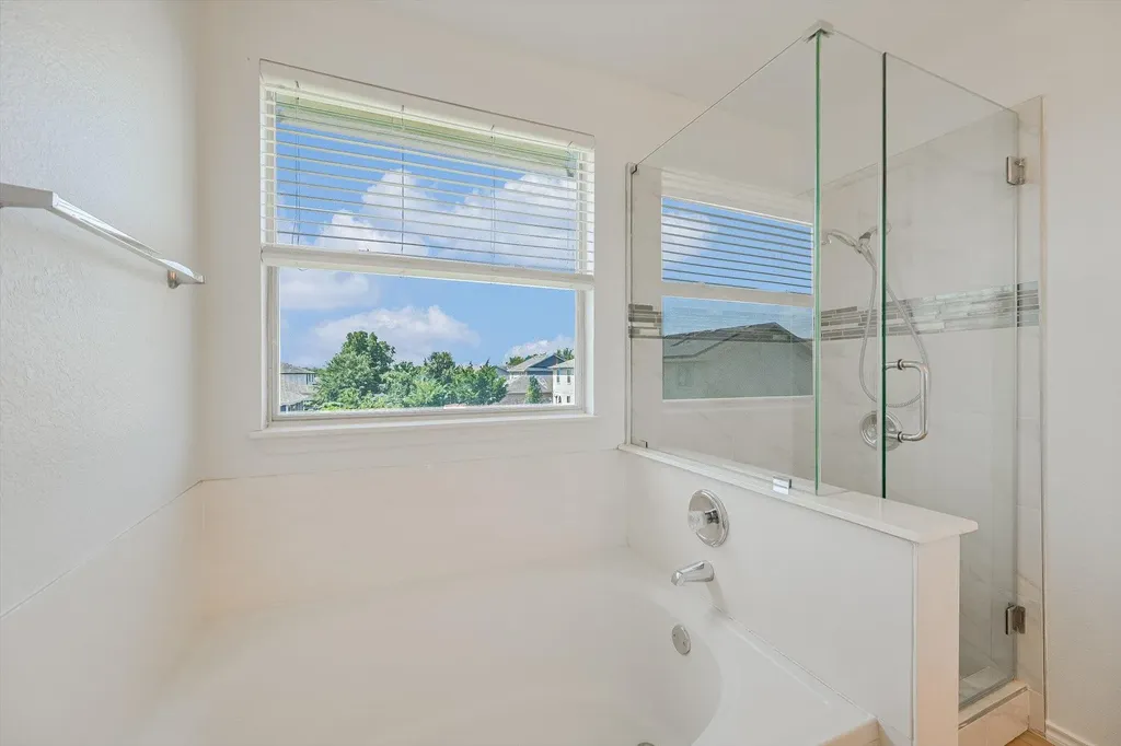 17817 Majestic Elm Lane Elgin TX 78621