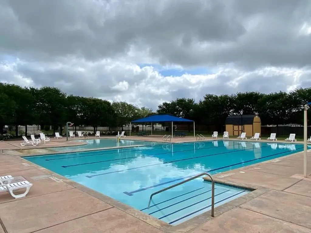 17817 Majestic Elm Lane Elgin TX 78621