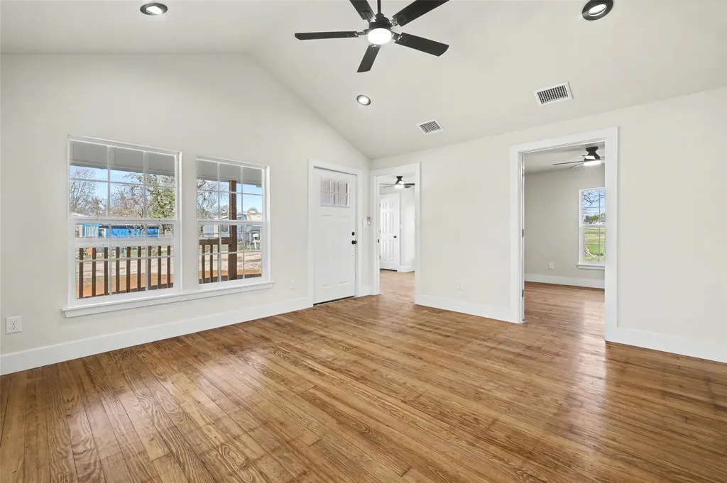 107 Russell Street Liberty Hill TX 78642
