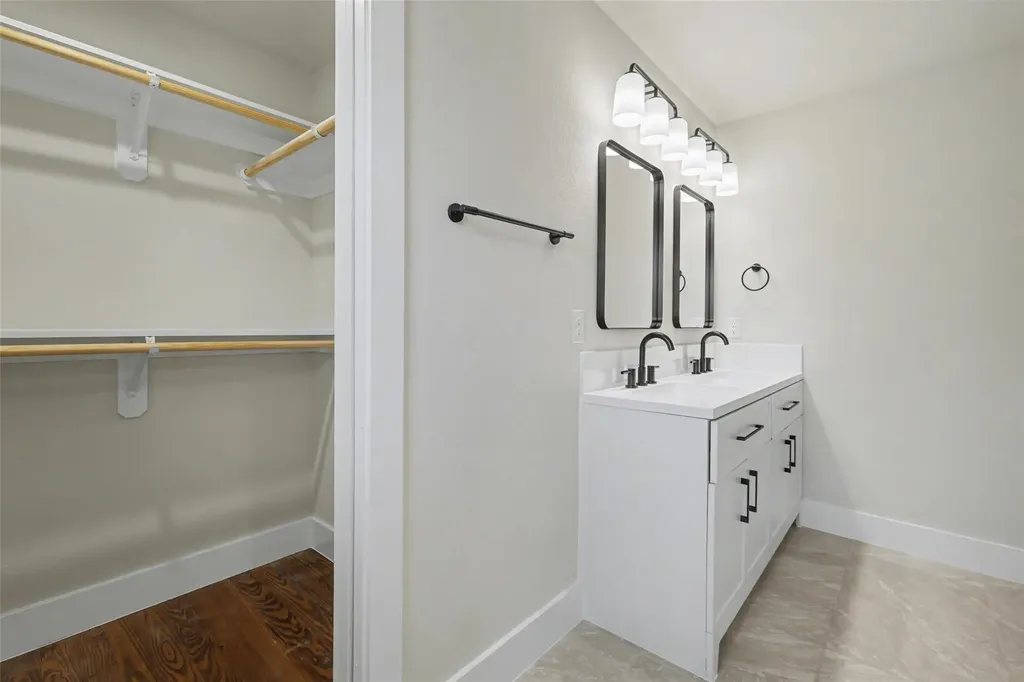 107 Russell Street Liberty Hill TX 78642