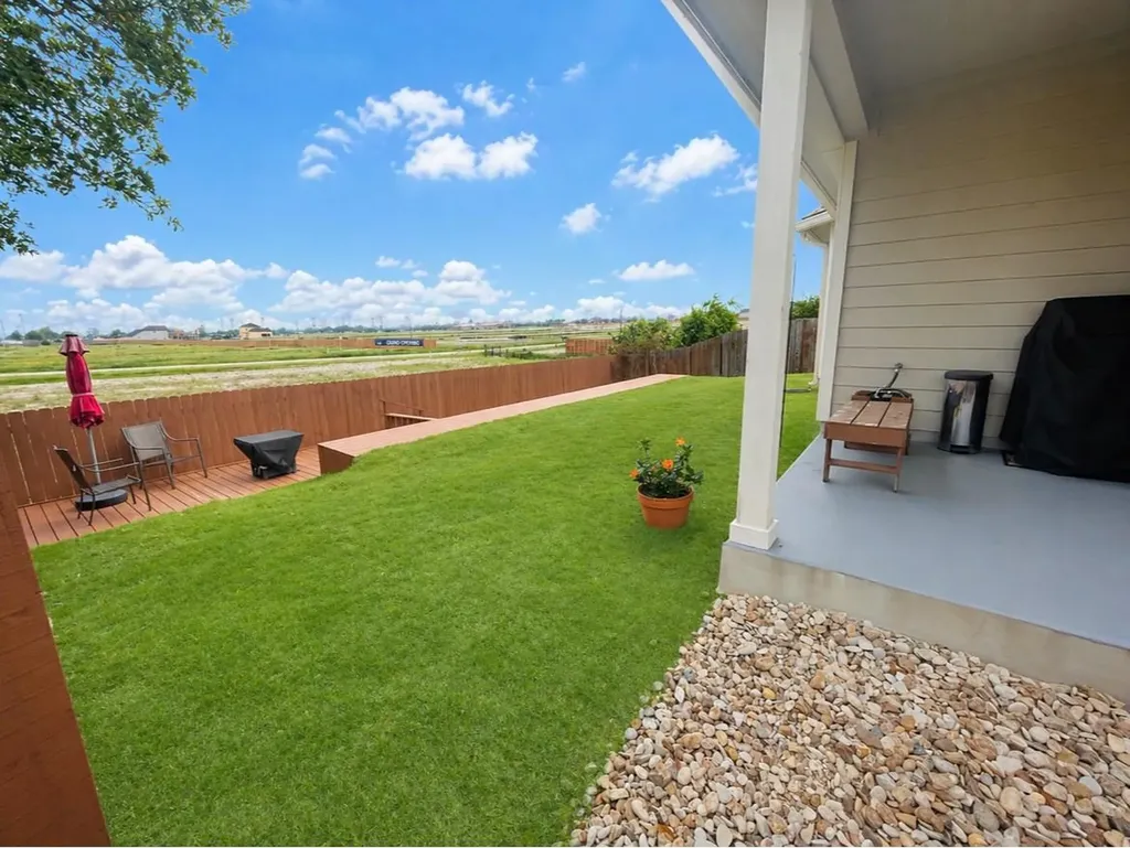 208 Birch Drive Kyle TX 78640
