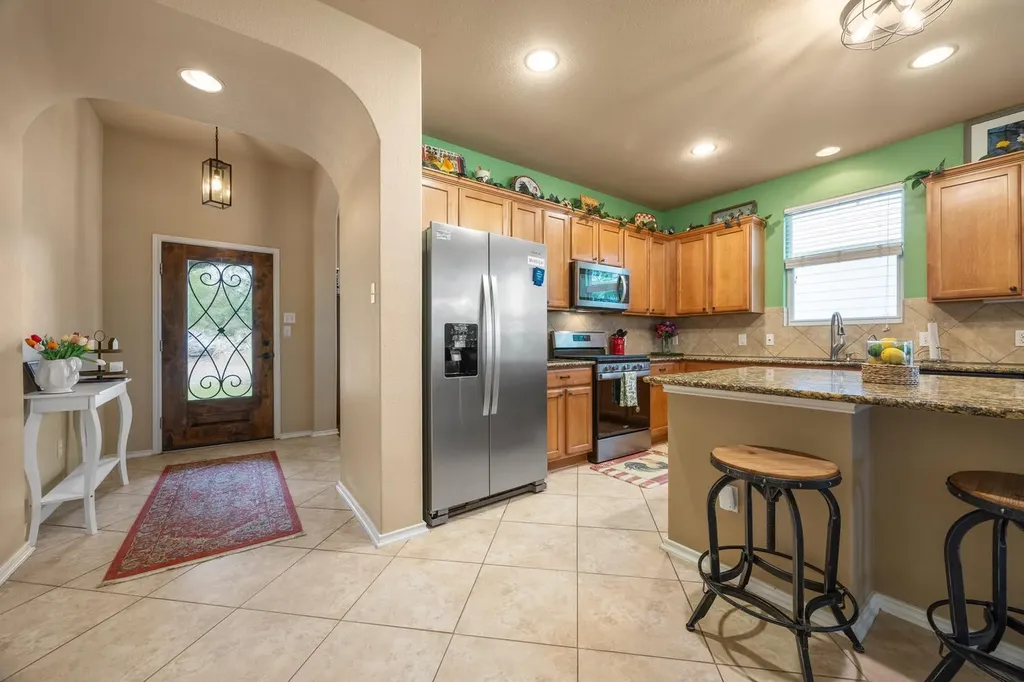 208 Birch Drive Kyle TX 78640