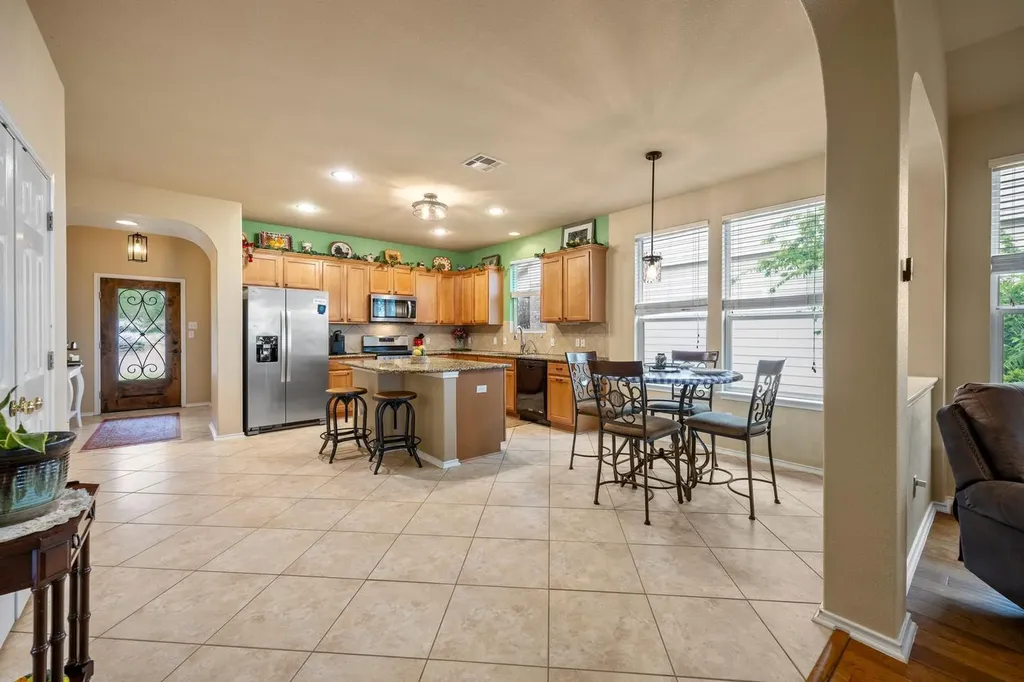 208 Birch Drive Kyle TX 78640