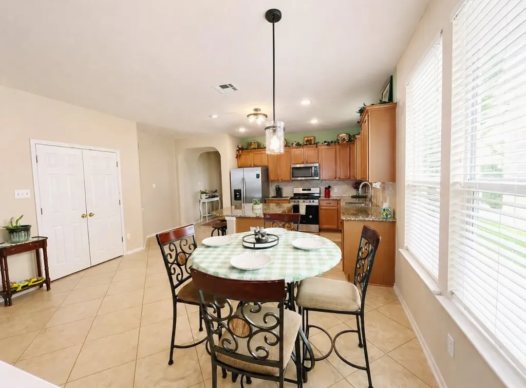 208 Birch Drive Kyle TX 78640