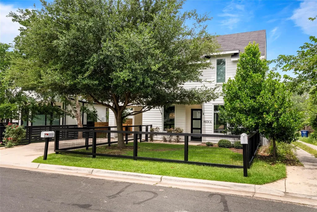 4604 Banister Lane Austin TX 78745
