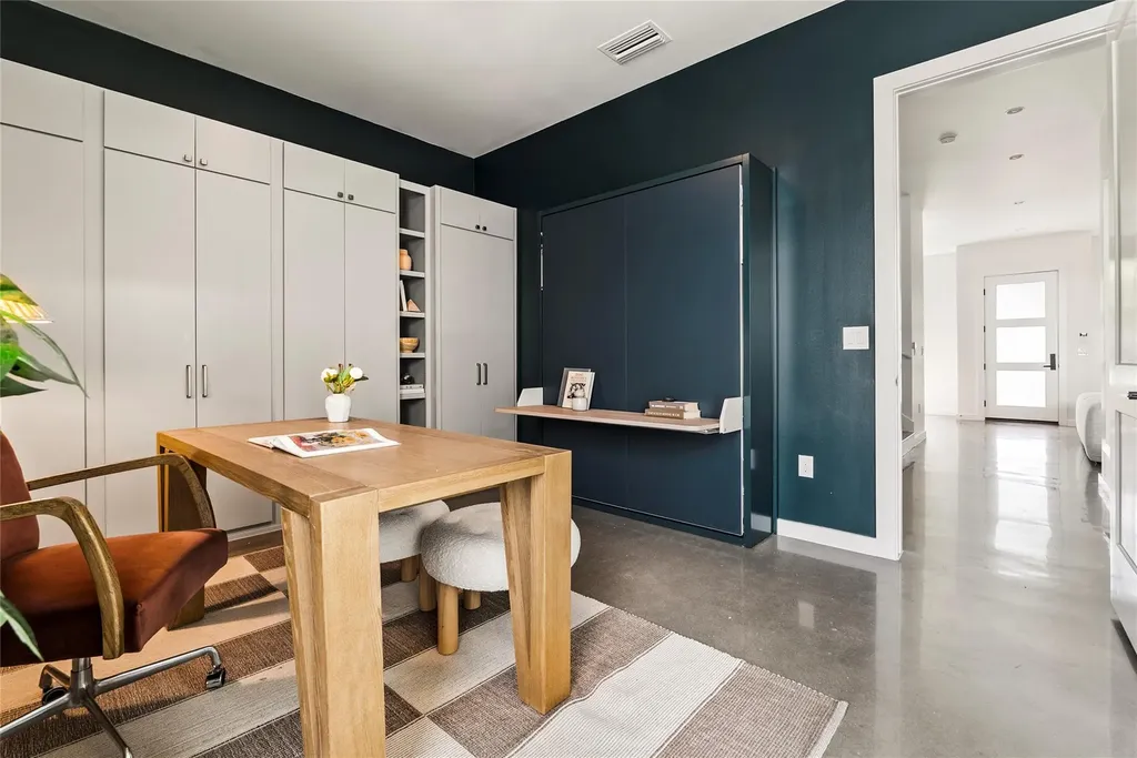 4604 Banister Lane Austin TX 78745