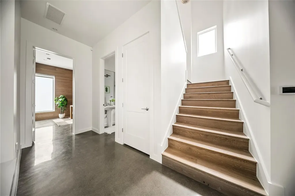 4604 Banister Lane Austin TX 78745