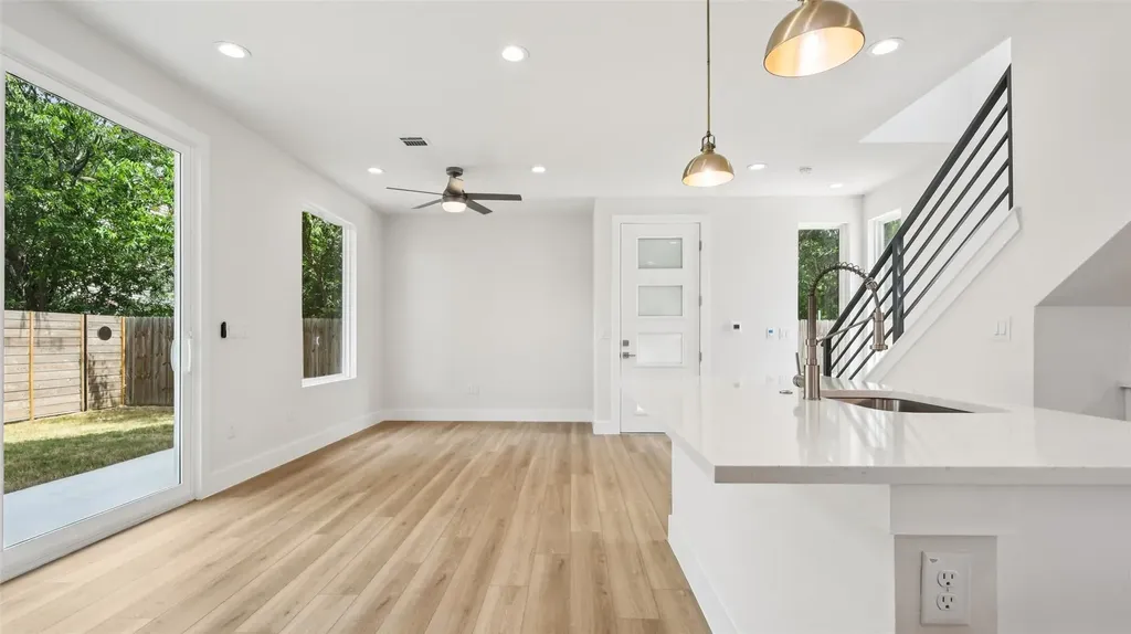 9104 Georgian Drive Austin TX 78753