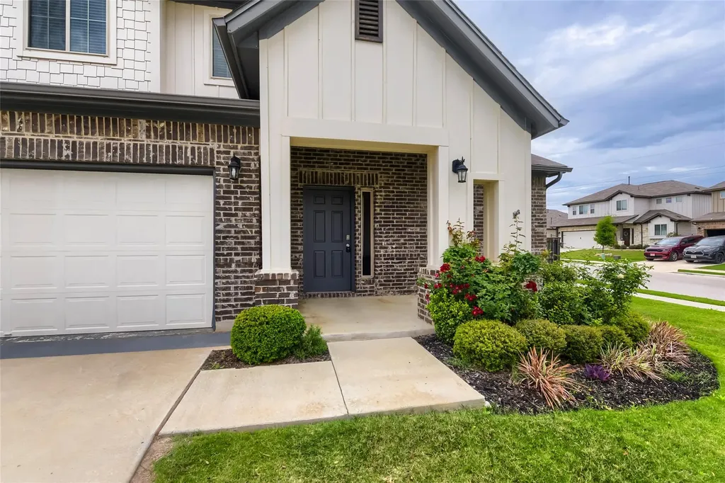 421 La Joya Pass Leander TX 78641