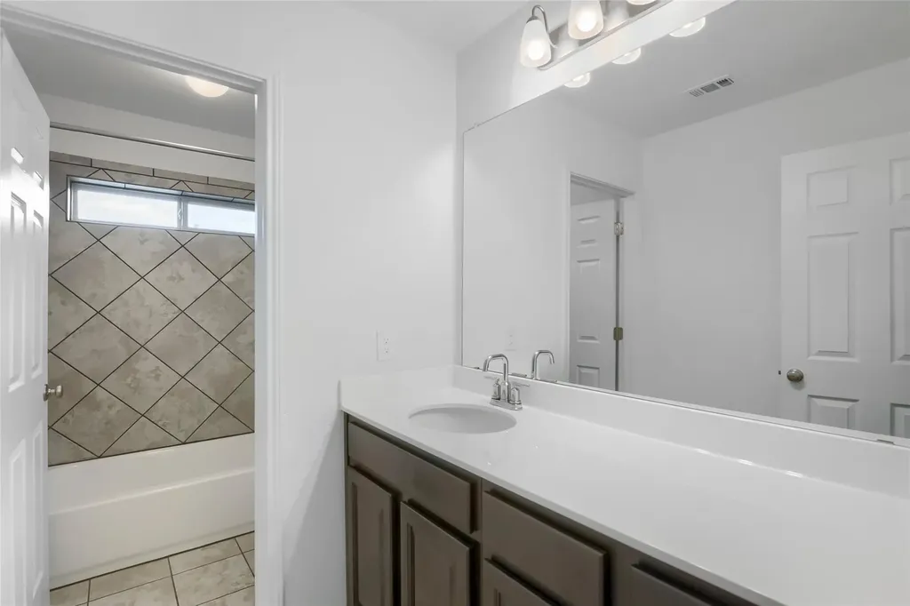 421 La Joya Pass Leander TX 78641