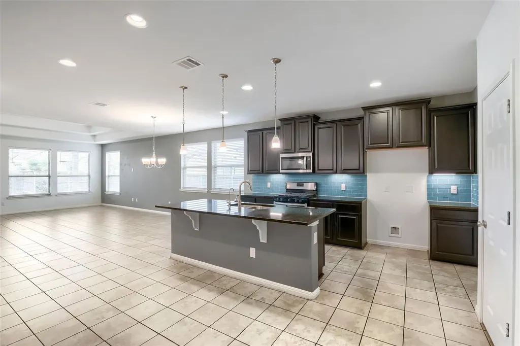421 La Joya Pass Leander TX 78641