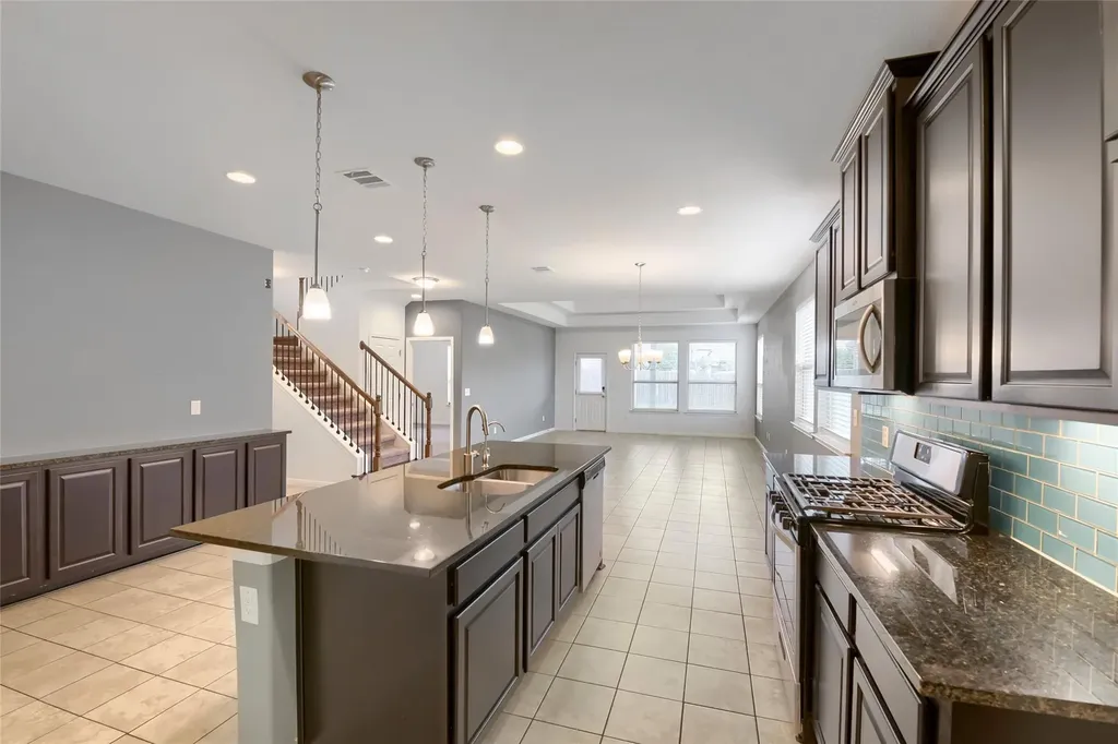 421 La Joya Pass Leander TX 78641