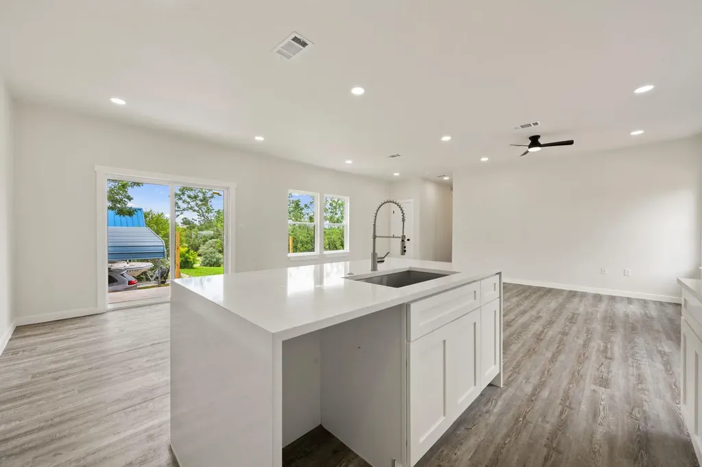 4103 Mountain View Drive Kingsland TX 78639