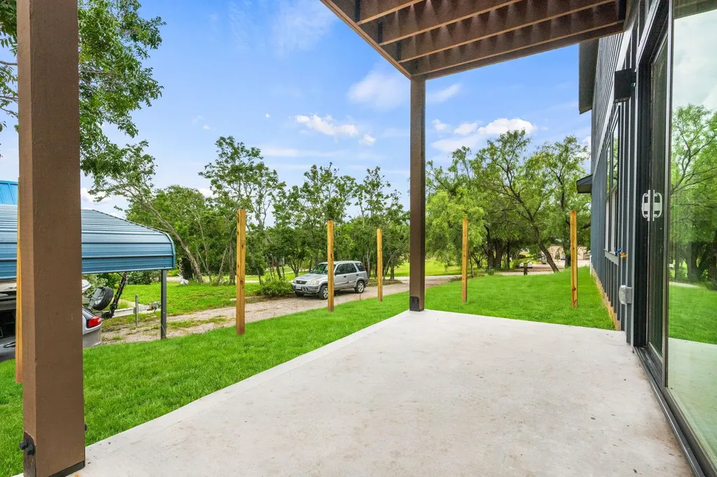 4103 Mountain View Drive Kingsland TX 78639