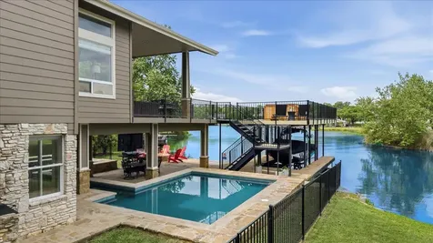 806 Misty Downs Drive Granite Shoals TX 78654