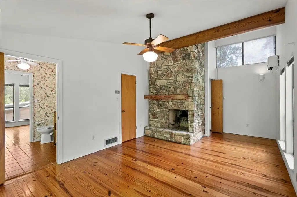 1313 Alameda Drive Austin TX 78704