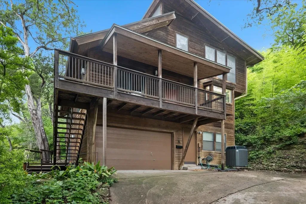 1313 Alameda Drive Austin TX 78704
