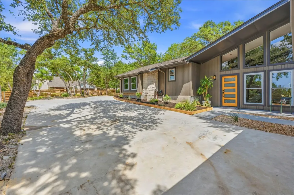 8312 Adirondack Trail Austin TX 78759