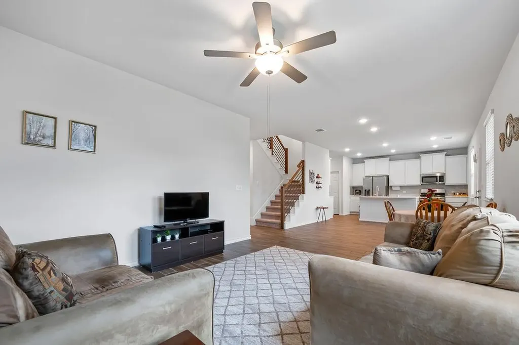 6605 Folsom Avenue Pflugerville TX 78660