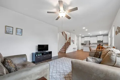 6605 Folsom Avenue Pflugerville TX 78660