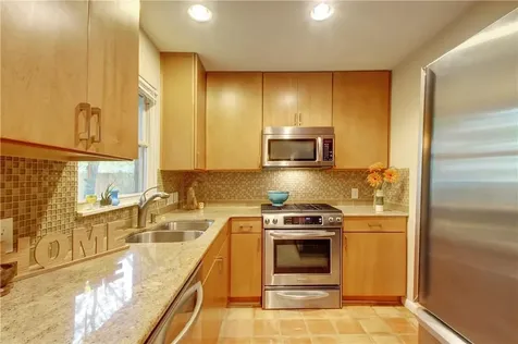 1910 W Saint Johns Avenue Austin TX 78757
