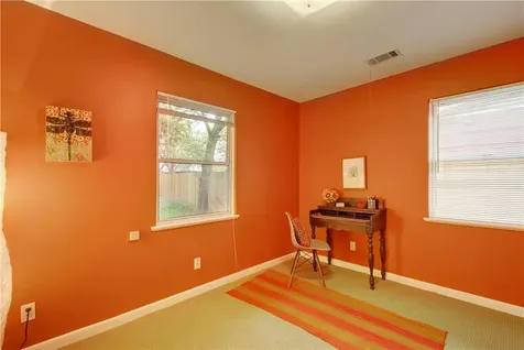1910 W Saint Johns Avenue Austin TX 78757