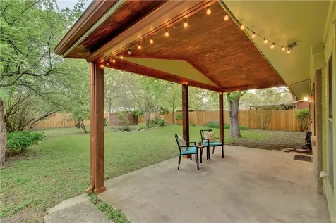1910 W Saint Johns Avenue Austin TX 78757