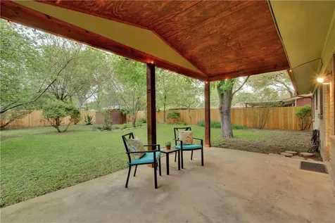 1910 W Saint Johns Avenue Austin TX 78757