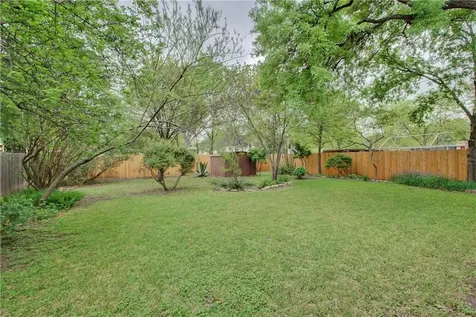 1910 W Saint Johns Avenue Austin TX 78757