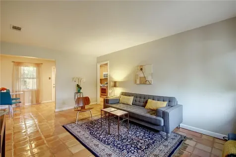 1910 W Saint Johns Avenue Austin TX 78757