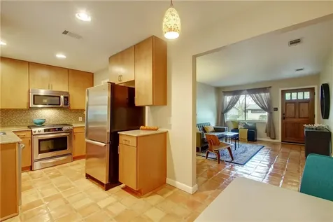 1910 W Saint Johns Avenue Austin TX 78757