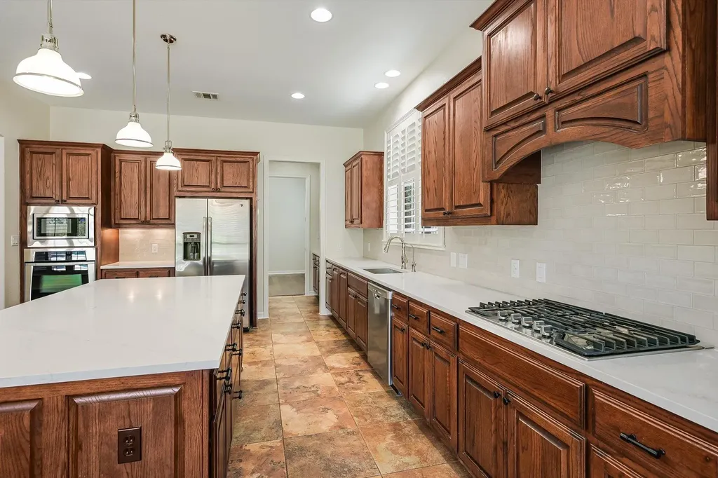 560 Aspen Drive Austin TX 78737