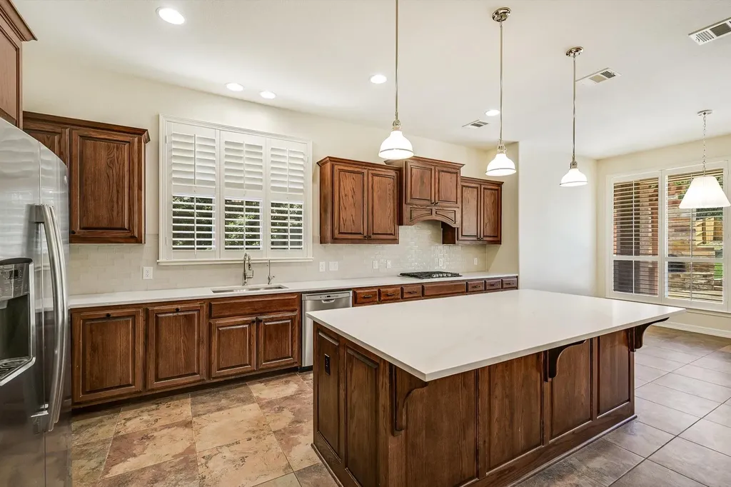 560 Aspen Drive Austin TX 78737