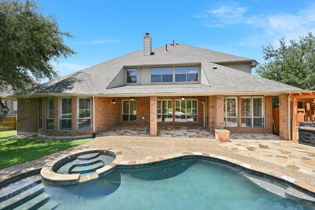 560 Aspen Drive Austin TX 78737