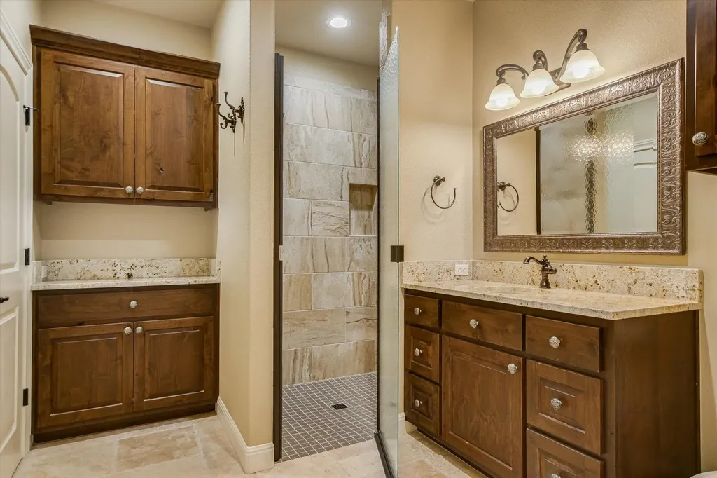 360 Campa Pajama Lane Kingsland TX 78639