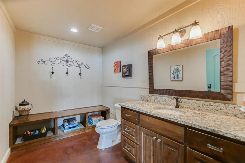 360 Campa Pajama Lane Kingsland TX 78639