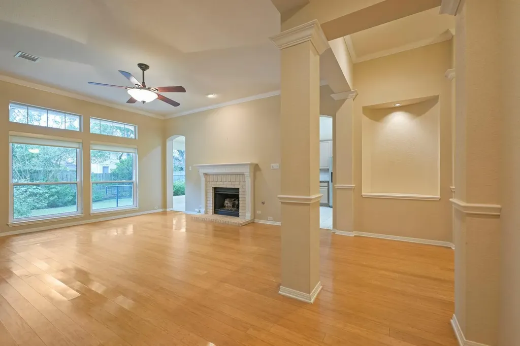 6409 Abilene Trail Austin TX 78749