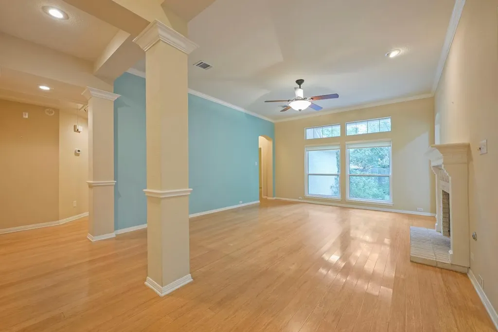 6409 Abilene Trail Austin TX 78749