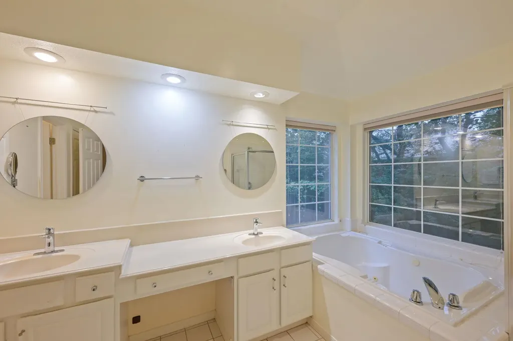 6409 Abilene Trail Austin TX 78749