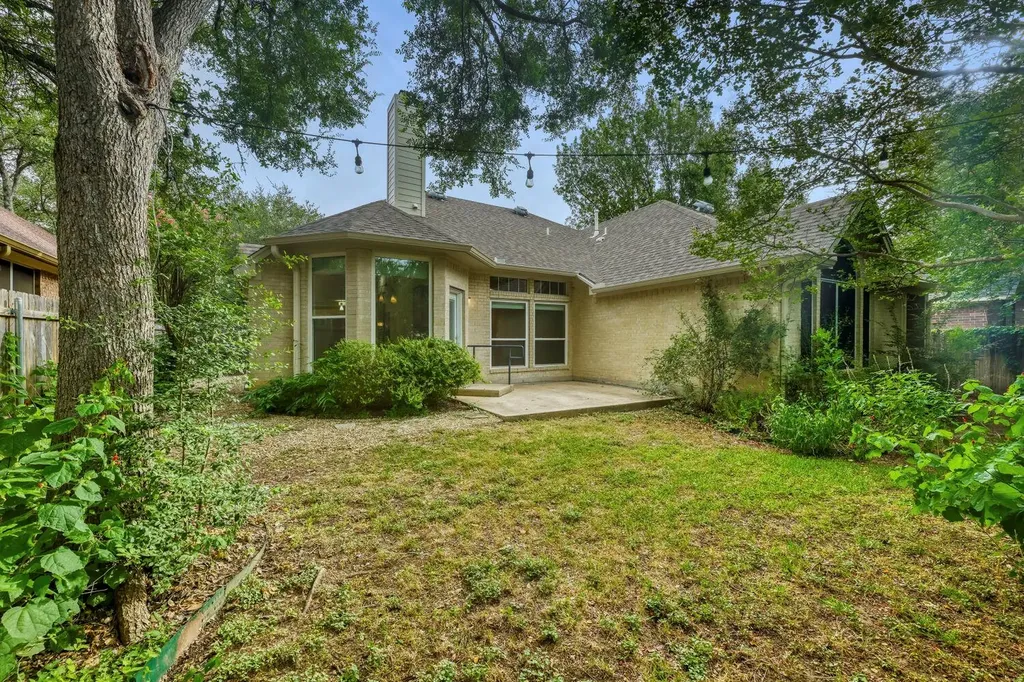6409 Abilene Trail Austin TX 78749