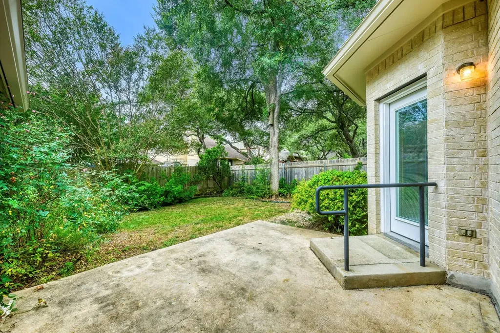 6409 Abilene Trail Austin TX 78749