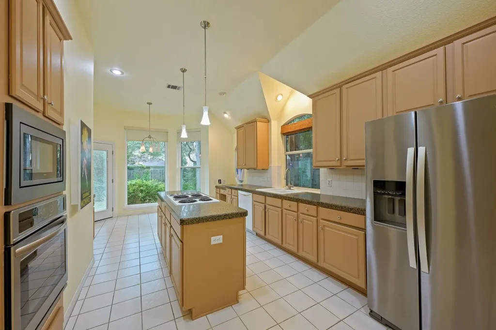 6409 Abilene Trail Austin TX 78749