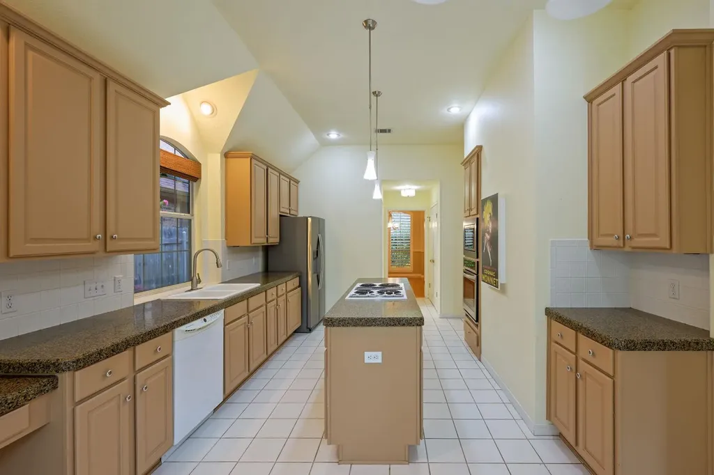 6409 Abilene Trail Austin TX 78749